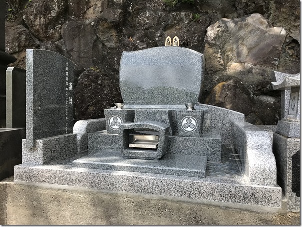 伊豆伊東市のお墓の完成事例石井石材３